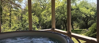 Country House- Hot Tub Garden Access to Pool