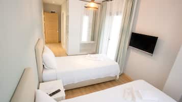 Standard Double Room, 1 Queen Bed, City View | 1 bedroom, minibar, blackout drapes, free WiFi