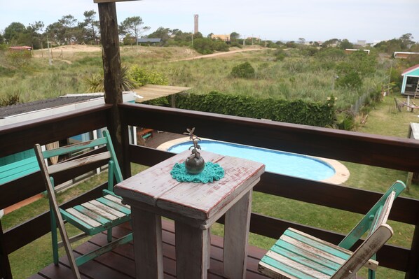 Outdoor dining - Widow's Inn - Superior Double (Punta del Diablo, Rocha)