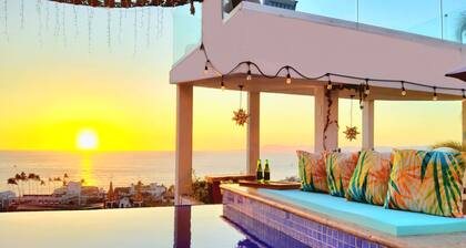 3BR+3B OCEAN VIEW Condo+Steps to BEACH & Malecon+Pools+Safe walkable Location