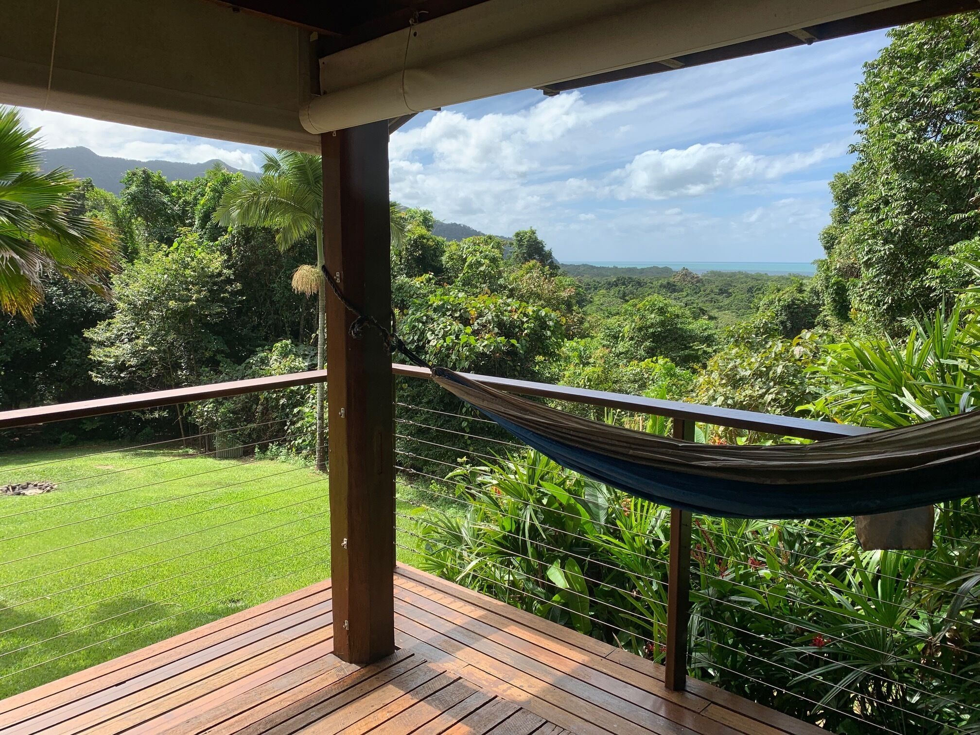 Familien-Baumhaus | Blick vom Balkon
