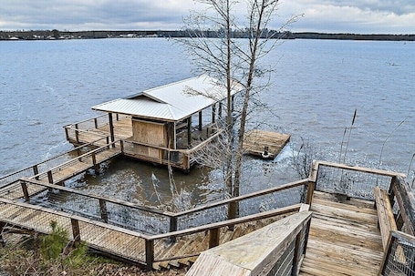 Terrace/patio. Toledo Queen Lakefront Custom 4 BR Home, Boathouse, Boat Ramp & Beautiful Views.