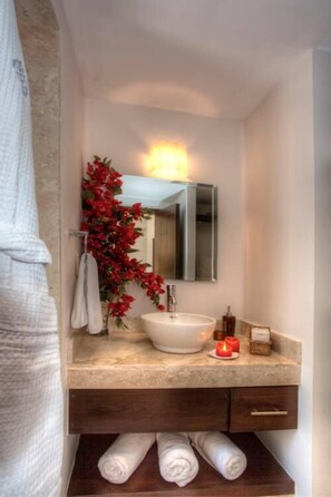 Classic Villa, 4 Bedrooms | Bathroom - Villa La Magdalena (Punta de Mita)