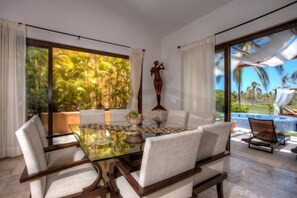 Classic Villa, 4 Bedrooms | Living area - Villa La Magdalena (Punta de Mita)
