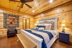 3 slaapkamers, een strijkplank/strijkijzer, wifi, beddengoed