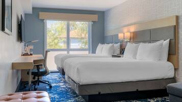 In-room safe, laptop workspace, iron/ironing board, bed sheets