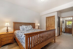 2 bedrooms, free WiFi, bed sheets, wheelchair access