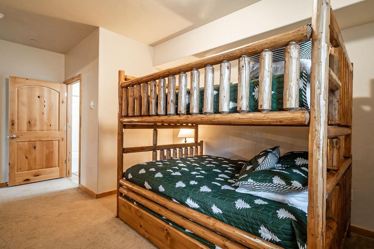 2 bedrooms, Internet, bed sheets