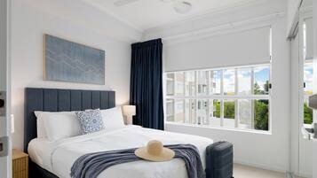 2 Bedroom 2 Queens | Individually decorated, individually furnished, desk, laptop workspace