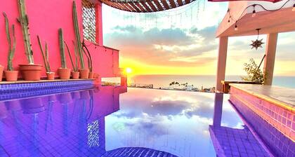King BR with Private OCEAN VIEW Deck●Steps to Beach & Malecon●Safe Loc