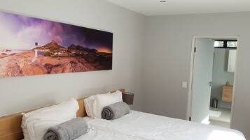 1 bedroom, in-room safe, iron/ironing board, WiFi