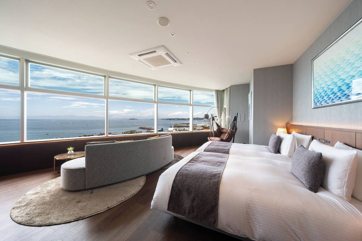 Sunset Suite Room, Ocean View | In-room safe, WiFi (free)