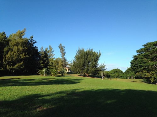 Peaceful • Haiku Retreat • Beach 10 Min & Paia 15 Min