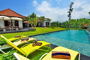 Sun deck - Majestic 5BR Villa Del Boca (Canggu)