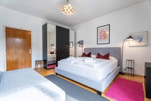2 Schlafzimmer, Bügeleisen/Bügelbrett, Reisekinderbett, kostenloses WLAN