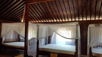 Family Shared Dormitory, 6 Bedrooms, Vineyard View | Desk, blackout curtains