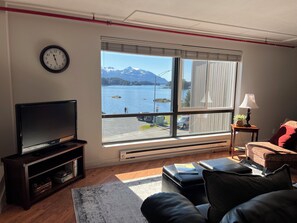 Smart TV, books - Studio Downtown Apt. 7 w/ Ocean & Mountain Views. (Sitka)