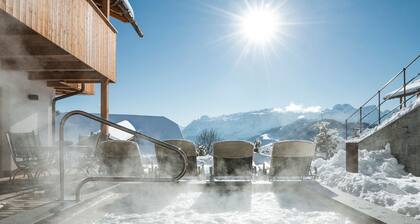MOUNTAIN CHALET PIA Dolomiten - Alta Badia