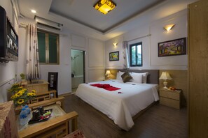 Minibar, coffres-forts dans les chambres, décoration personnalisée