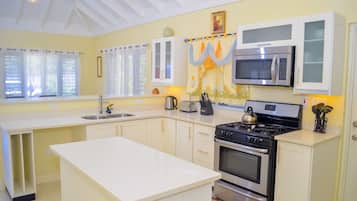 Luxury Villa | Private kitchen