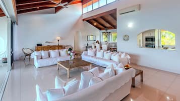 Apartment, 2 Bedrooms, 2 Bathrooms, Ocean View | Living area | Flat-screen TV