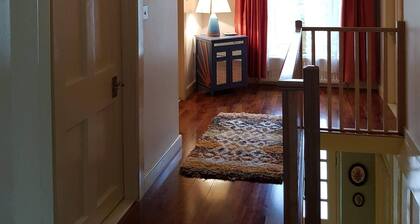 Comfortable Home in a beautiful part of Dingle Town