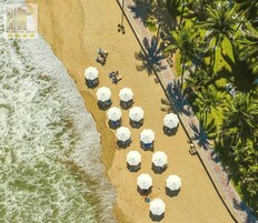 Una playa cerca