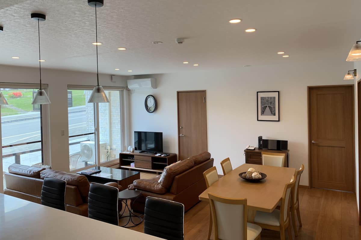 Diamond Dust Furano - unit 1F | Living area | Flat-screen TV