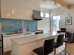 Diamond Dust Furano - unit 2F | Private kitchenette | Fridge, microwave, stovetop, electric kettle - Diamond Dust Furano (Furano)