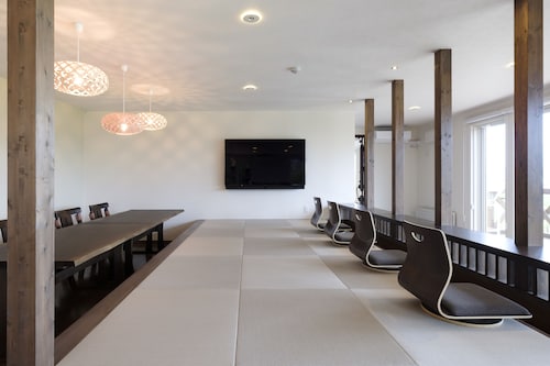 客室内のダイニングエリア