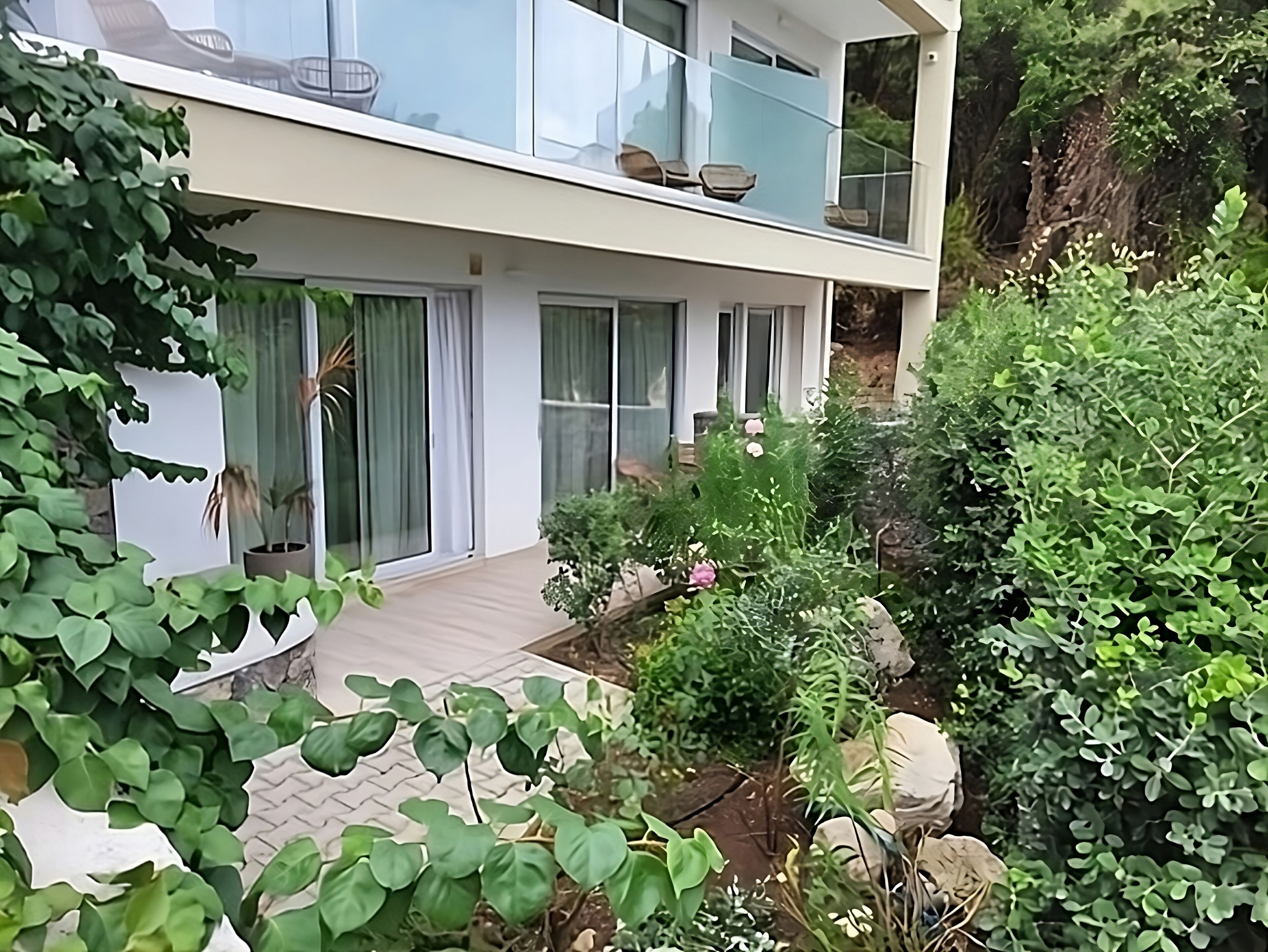 Photo - Eleals Boutique Hotel