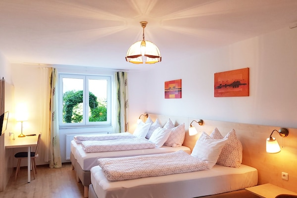 Triple Room, Mountain View | Hypo-allergenic bedding, individually decorated, individually furnished