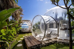 Bubble, Private Pool, Ocean View | Didekorasi berbeda-beda dan dilengkapi dengan perabotan berbeda-beda