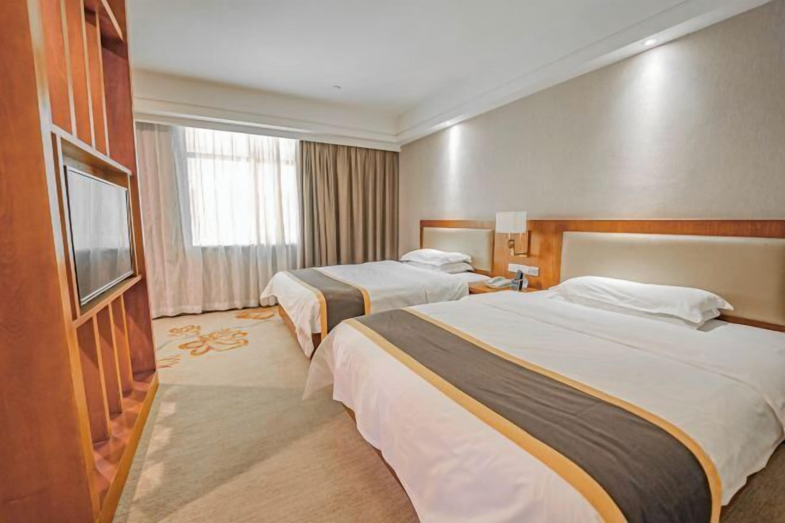 Blackout curtains, free WiFi, bed sheets