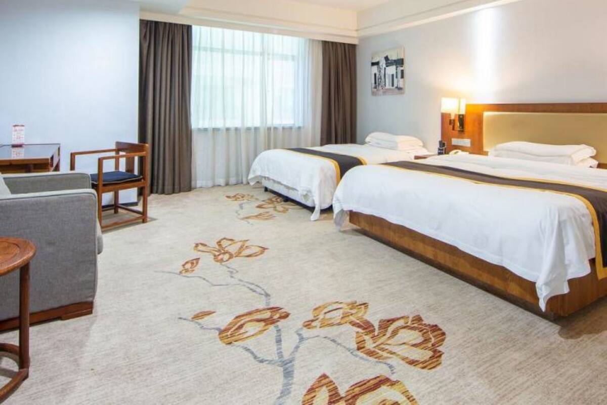 Kamar Keluarga | Tirai kedap cahaya, Wi-Fi gratis, dan seprai linen