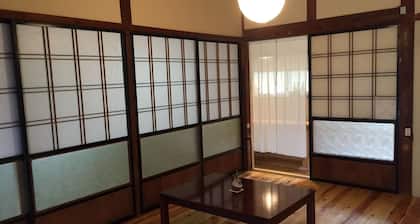 Satoyama Guest house COUTURE - Hostel