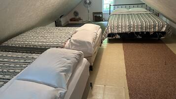 Free WiFi, bed sheets