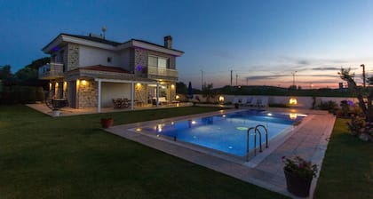 Luxury Villa in Cesme (4)