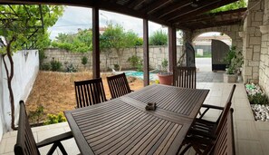 Terrace/patio - Stone House with Bay Window Alacati (6) (Cesme)