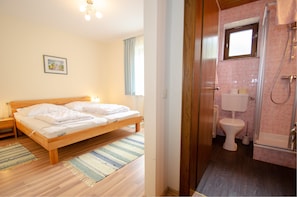 Apartment (Landhaus Piberger) | Bügeleisen/Bügelbrett, Babybetten, kostenloses WLAN