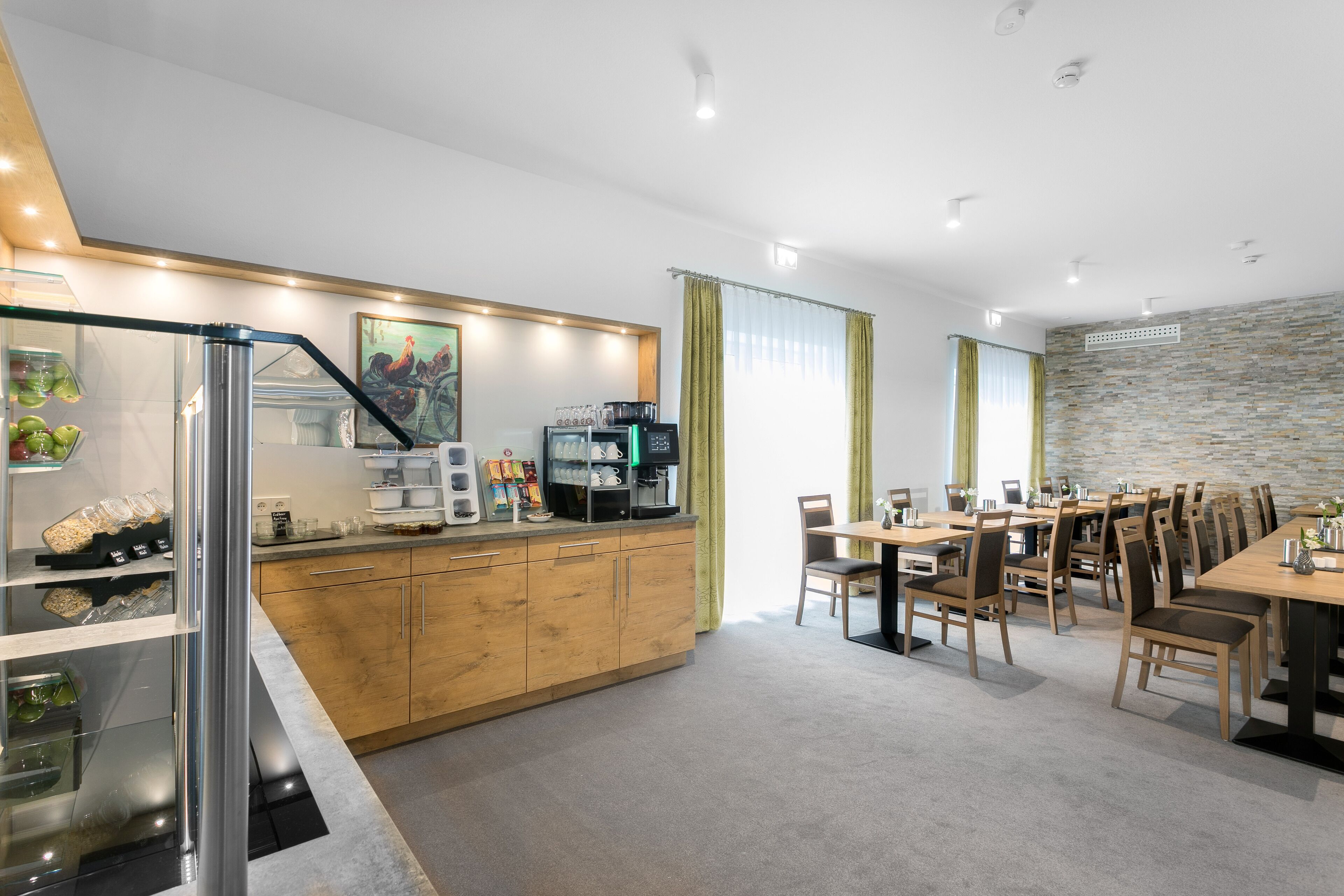 daily buffet breakfast (eur 12.5 per person)