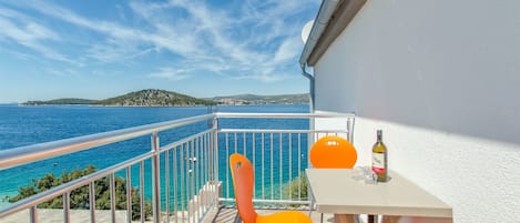 ระเบียง