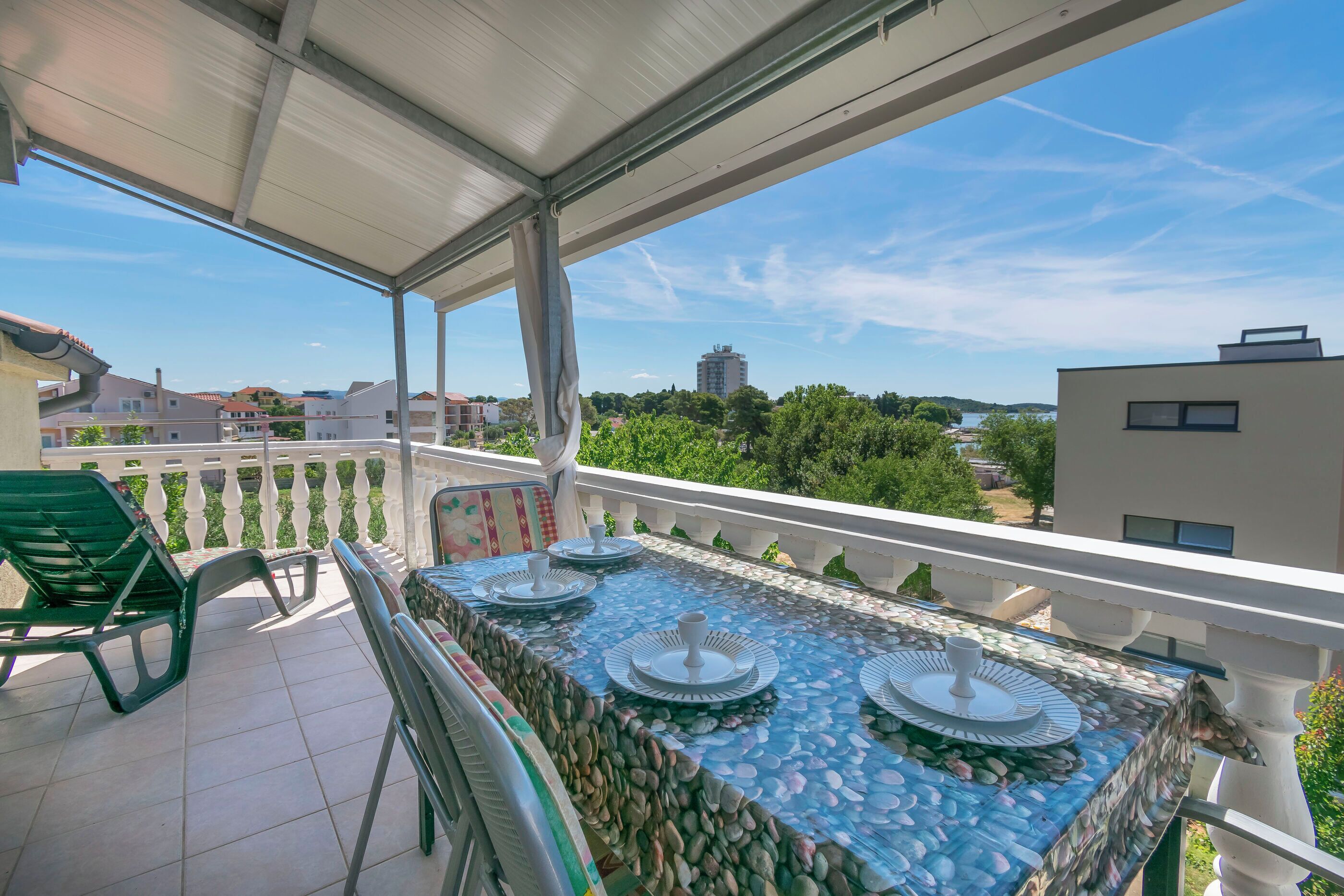 Appartement (A3) | Restauration en plein air