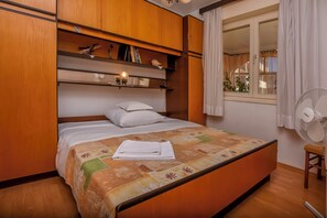 Apartment (A1) | Free WiFi, bed sheets