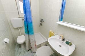 Bathroom - Apartments Biserka (Primosten)