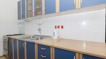 Cuisine privée | Réfrigérateur, four, plaque de cuisson