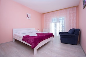 Apartamento (A1) | Wifi gratis y ropa de cama