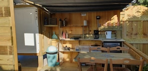 Cabin có tầm nhìn toàn cảnh, 2 phòng ngủ, không hút thuốc, quang cảnh vườn | Bếp chung | Tủ lạnh, lò vi sóng, lò nướng, bếp nấu 
