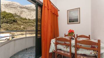 Apartment (A18) | Speisen