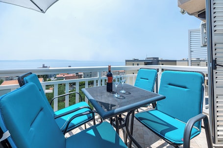 Apartment (A4) | Outdoor dining